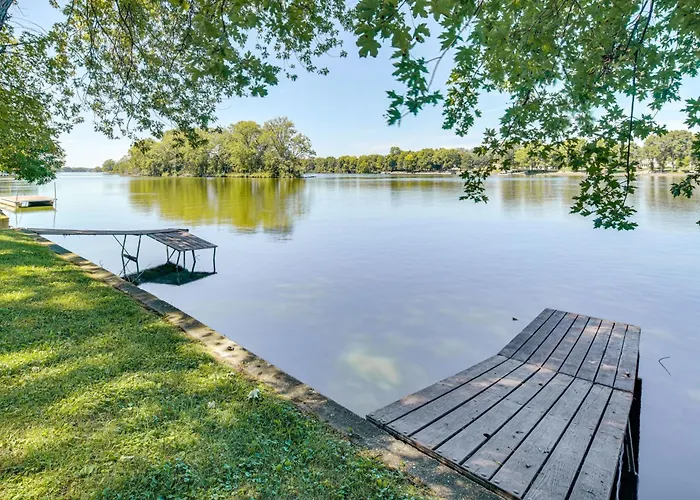 Riverfront Dixon, Illinois, Vacation Rental! Casa vacanze Dixon
