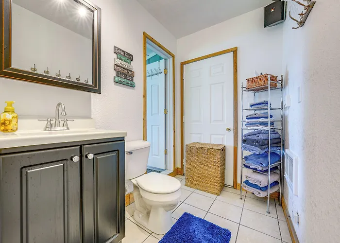 Riverfront Dixon, Illinois, Vacation Rental! Hébergement de vacances *