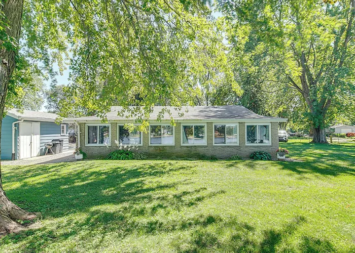 Riverfront Dixon, Illinois, Vacation Rental! Hébergement de vacances *